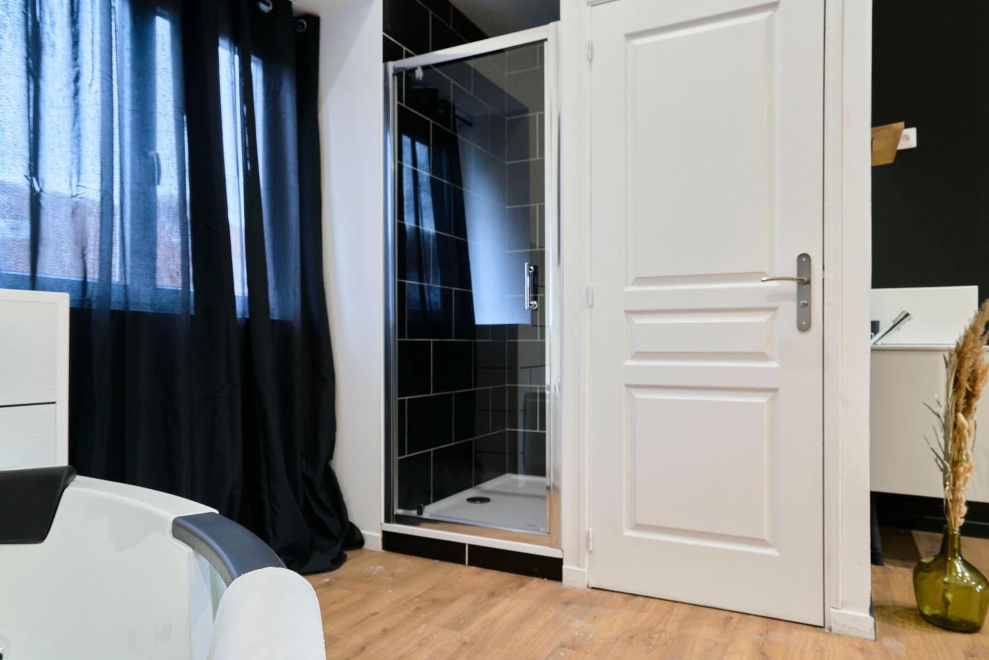 Ng Prestige - Lille L Roubaix Trichon - Balneo - Netflix - Wifi Apartment Exterior photo